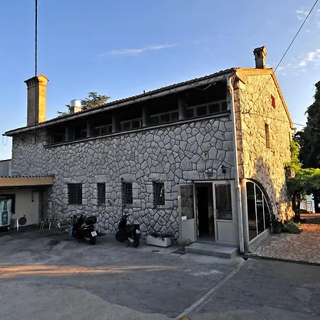 Dck B&B