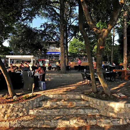 Bed & Breakfast Dck Kostrena