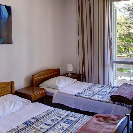 Bed & Breakfast Dck 2*