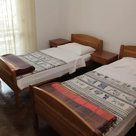 Dck Bed & Breakfast 2*