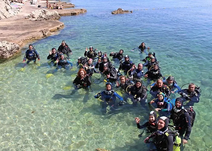 Dck לינה וארוחת בוקר קוסטרנה