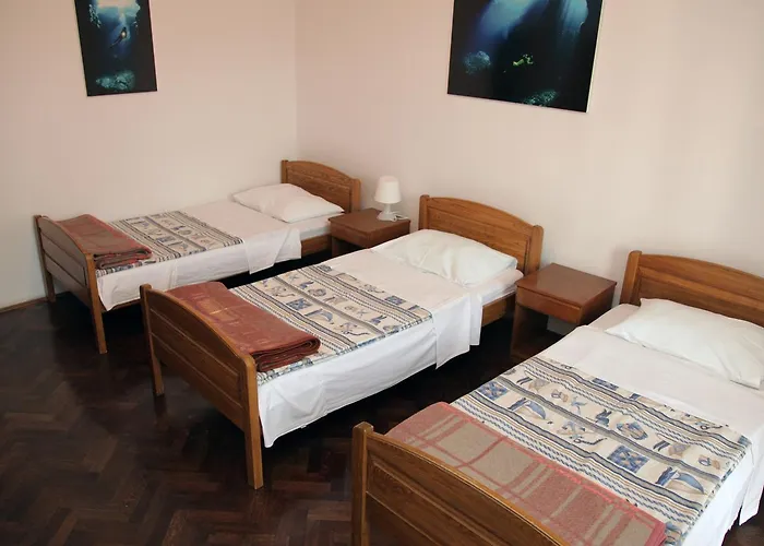 Dck Кострена